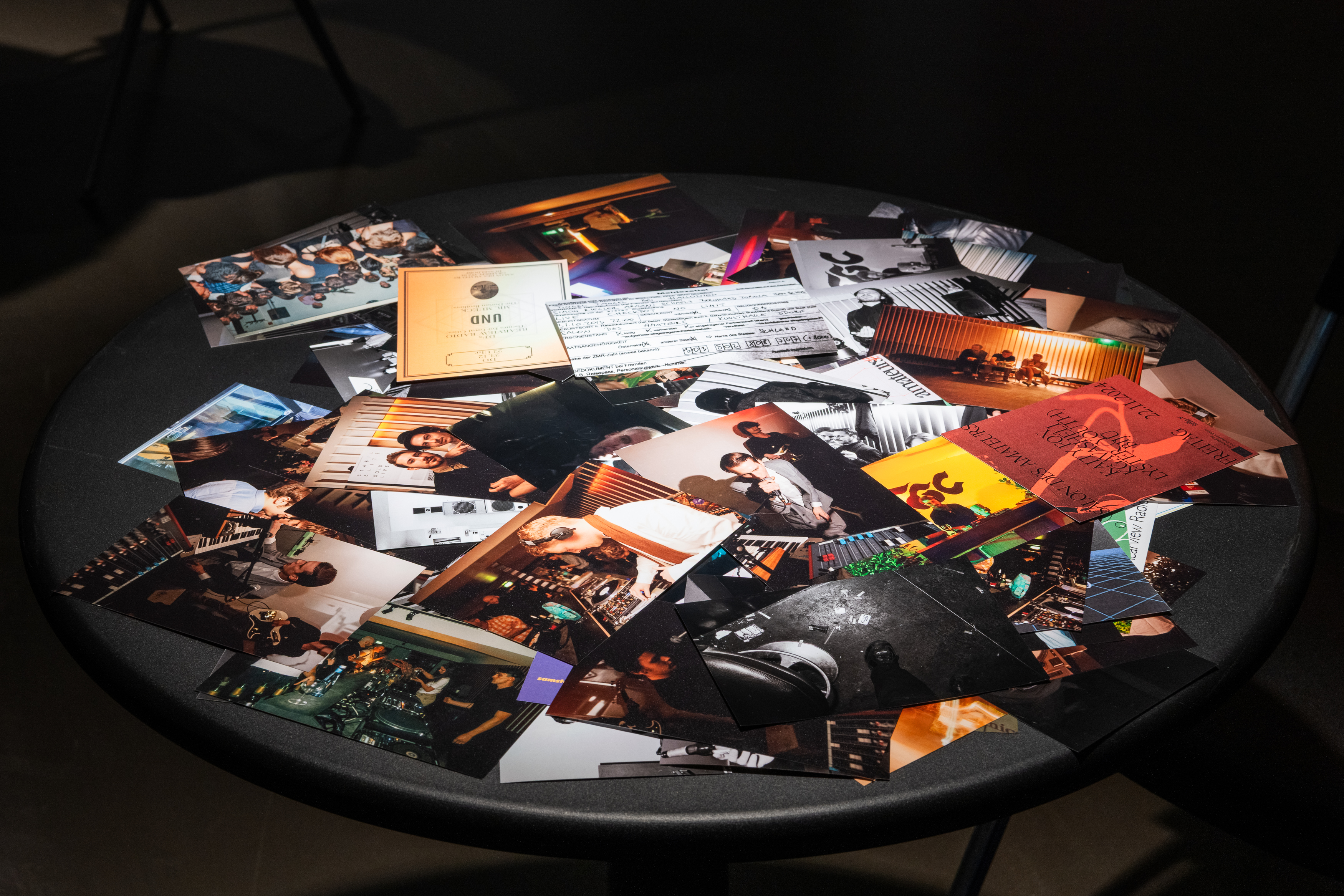 Stephan Machac IM KINOSAAL Kunsthalle Düsseldorf Grabbeplatz 4, 40213 Düsseldorf