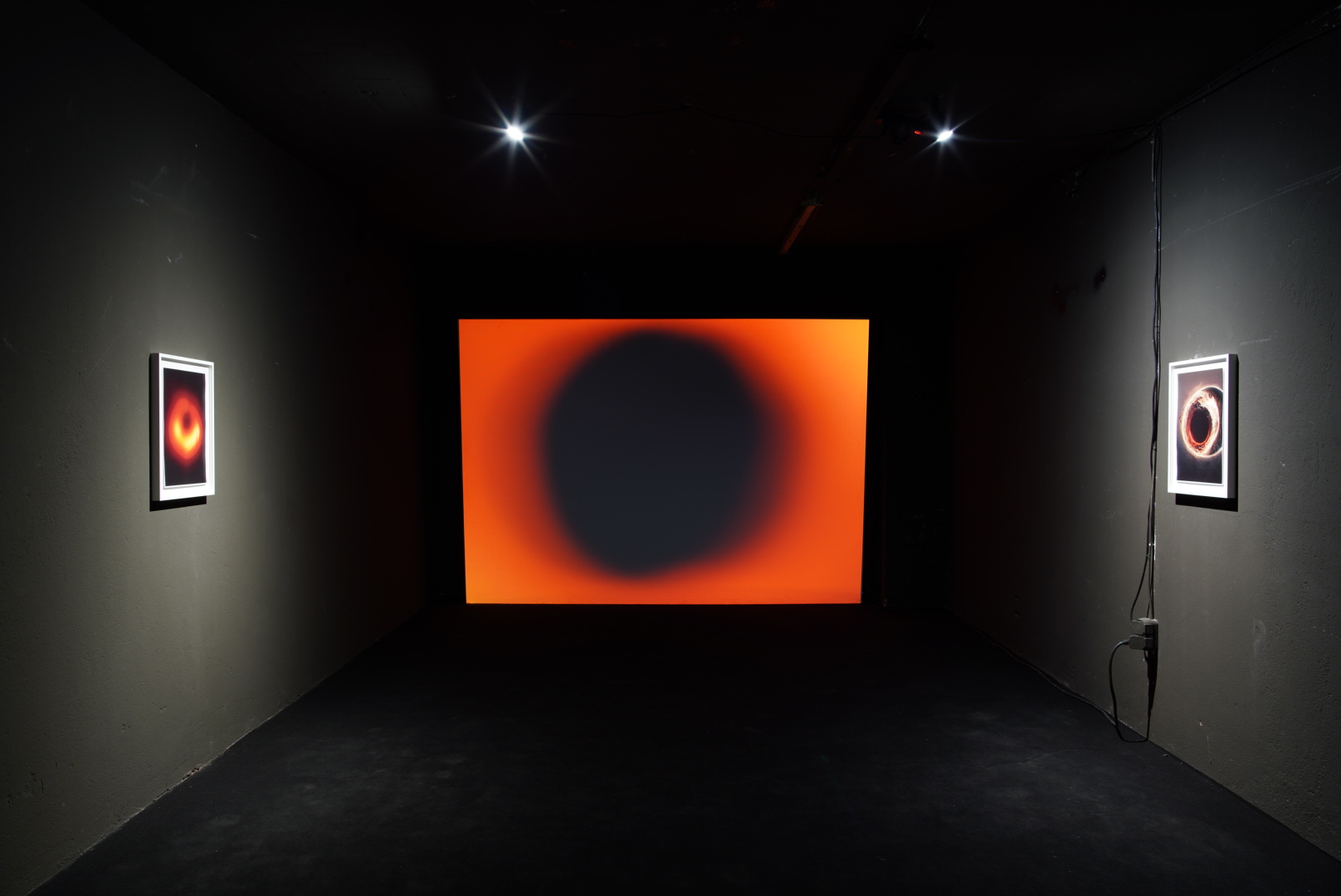 Stephan Machac GRAVITATIONAL WAVES (WITHOUT GRAVITY TEARS DON'T FALL) - Volume 2, 2022 2022 Installation view - GRAVITATIONAL WAVES (WITHOUT GRAVITY TEARS DON'T FALL) Volume 2, 2022